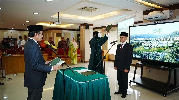 Dr Mahdhivan Dilantik Jadi Direktur Pendidikan dan Pembelajaran Unand Dr Mahdhivan Dilantik Jadi Direktur Pendidikan dan Pembelajaran Unand