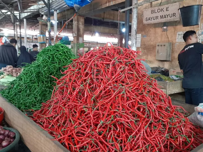 Pasca Idul Adha, Harga Cabai Merah Turun di Padangpanjang Pasca Idul Adhax, Harga Cabai Merah Turun di Kota Padangpanjang