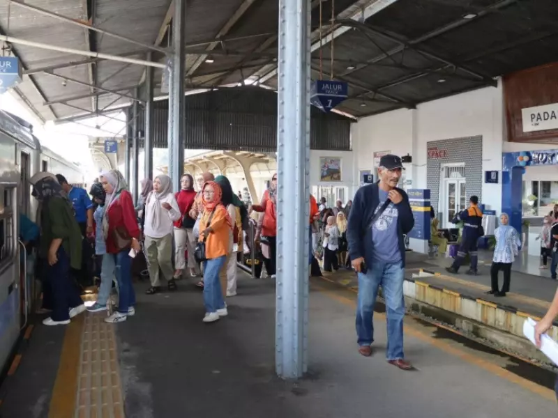 Periode Libur Maulid Nabi 1447 PT KAI Sumbar Klaim Jumlah Penumpang Naik 112 Persen Selama Libur Panjang PT KAI Sumbar Klaim Jumlah Penumpang Naik 112 Persen Selama Libur Panjang
