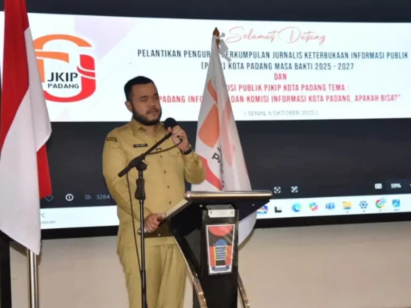 Pemko Padang Luncurkan Apikasi Padang Mobile, Bentuk dari Komitmen KIP Pemko Padang Luncurkan Apikasi Padang Mobile, Bentuk dari Komitmen KIP