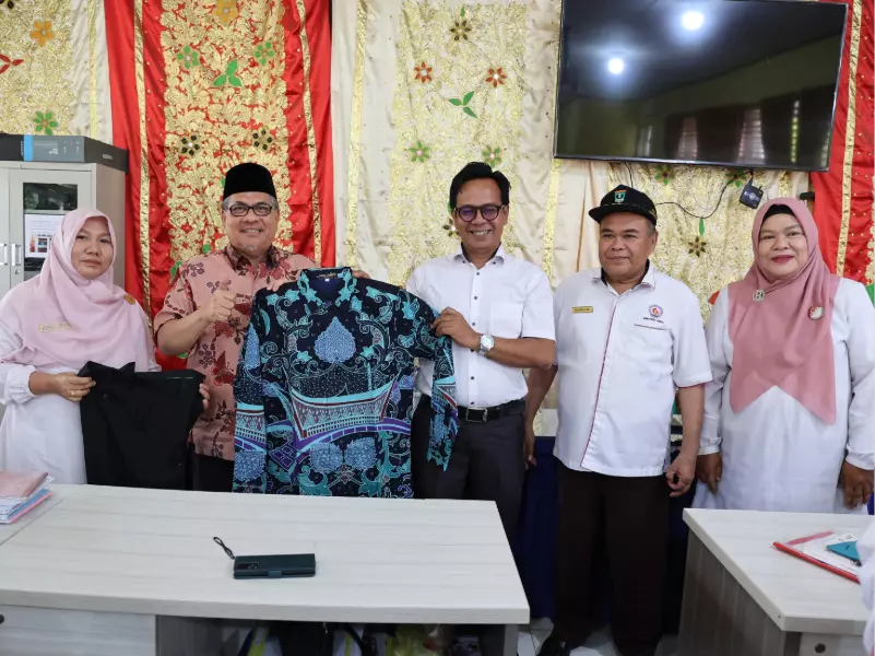 Ketua DPRD Sumbar Tekankan Pentingnya Guru Konselor di Sekolah Ketua DPRD Sumbar Tekankan Pentingnya Guru Konselor di Sekolah