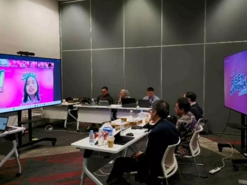 Tiga Pemenang Kompetisi Riset Nasional 2025 by tSurvey dan by.U Diumumkan Telkomsel Tiga Pemenang Kompetisi Riset Nasional 2025 by tSurvey dan by.U Diumumkan Telkomsel