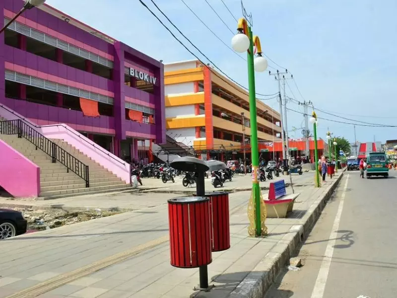Pemko Tetap Lanjutkan Revitalisasi Pantai Padang dan Pasar Raya Pemko Tetap Lanjutkan Revitalisasi Pantai Padang dan Pasar Raya