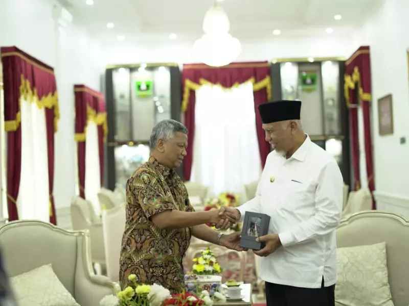 ITB Beri Kesempatan Guru di Mentawai untuk Program Pascasarjana ITB Beri Kesempatan Guru di Mentawai untuk Program Pascasarjana