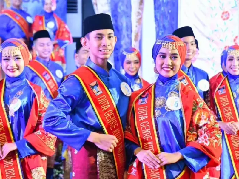 Siswa SMAN 9 dan SMAN 2 Pemenang Duta GenRe Kota Padang 2026 Siswa SMAN 9 dan SMAN 2 Pemenang Duta GenRe Kota Padang 2026