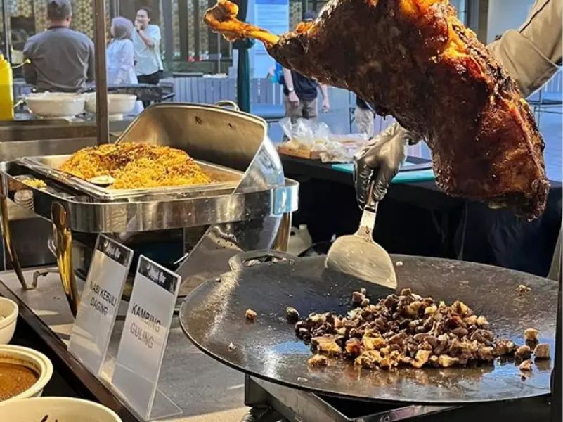 Mercure Hotel Padang Sajikan Menu Buka Puasa Bertema Royal Iftar Mercure Hotel Padang Sajikan Menu Buka Puasa Bertema Royal Iftar