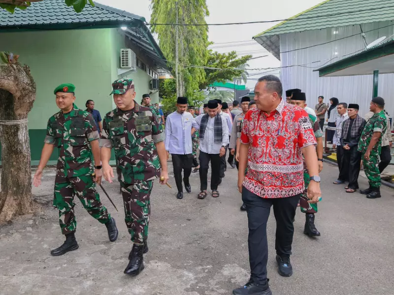 Manfaatkan Kunjungan Pangdam XX/TIB, Wako Pariaman: Momen Perkokoh Kerja Sama dengan TNI Manfaatkan Kunjungan Pangdam XX/TIB, Wako Pariaman: Momen Perkokoh Kerja Sama dengan TNI
