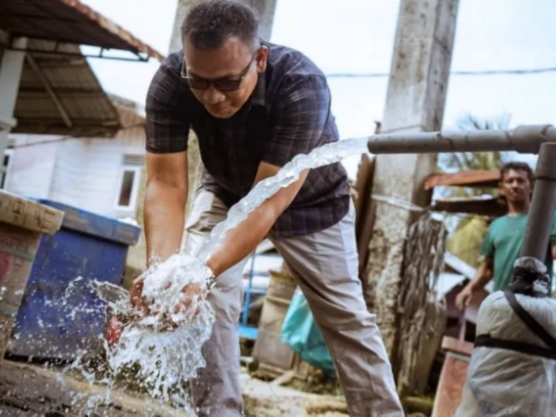 Kolaborasi IOH Bersama Tokopedia dan Dompet Dhuafa Bangun Lima Sumur Bor di Aceh Kolaborasi IOH Bersama Tokopedia dan Dompet Dhuafa Bangun Lima Sumur Bor di Aceh