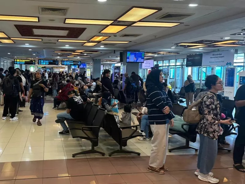 Di Hari-hari Puncak Balik, BIM Dijejali Penumpang Tujuan Jakarta Di Hari-hari Puncak Balik, BIM Dijejali Penumpang Tujuan Jakarta