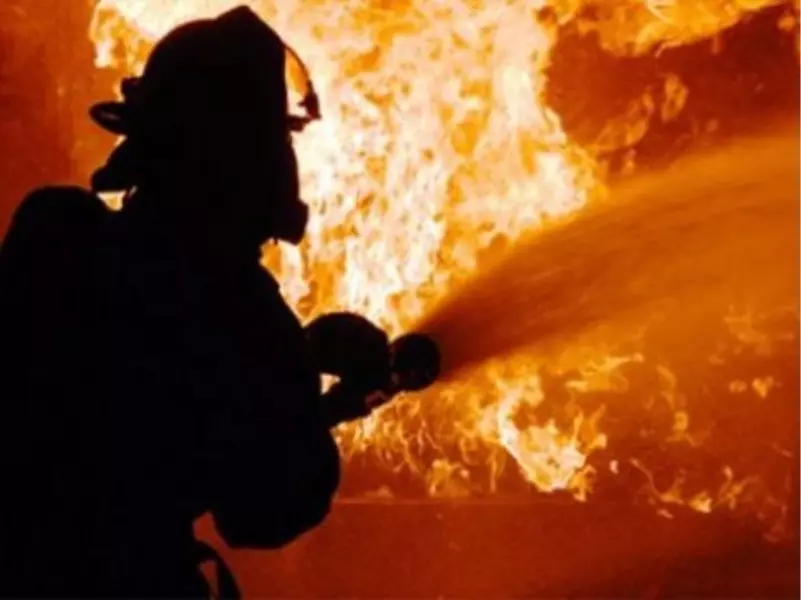 Satu Ekskavator Terbakar di Dekat Stockpile Batu Bara, Kerugian Capai Rp1,5 Miliar Satu Ekskavator Terbakar di Dekat Stockpile Batu Bara, Kerugian Capai Rp1,5 Miliar