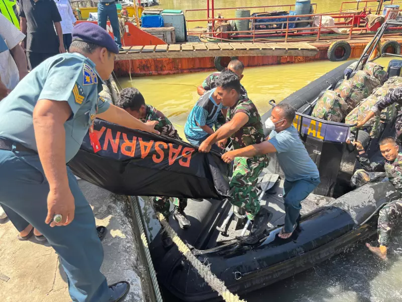Satrol Kodaeral II Kerahkan Sea Rider Evakuasi Jasad Menggapung di Muaro Padang Satrol Kodaeral II Kerahkan Sea Rider Evakuasi Mayat Menggapung di Muaro Padang